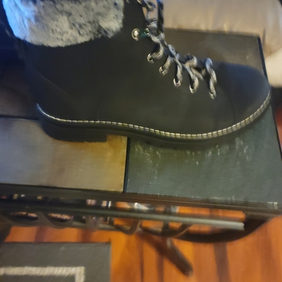 Time & Tru Black fur boots size 12 W - Picture 3 of 10
